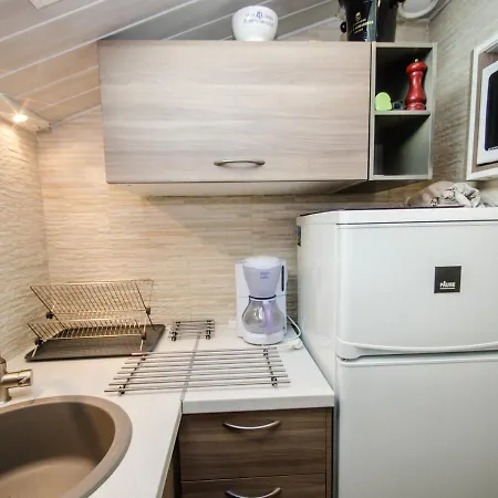 Апартаменти Bel 4 Pers Avec Parking Et Balcon A - Fr-1-343-214 *