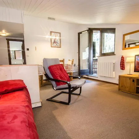 Avec Balcon, Parking Et Wifi à - Fr-1-343-214 *