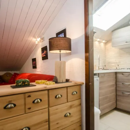 Avec Balcon, Parking Et Wifi à - Fr-1-343-214