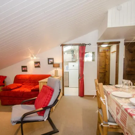 Avec Balcon, Parking Et Wifi à - Fr-1-343-214 Appartement